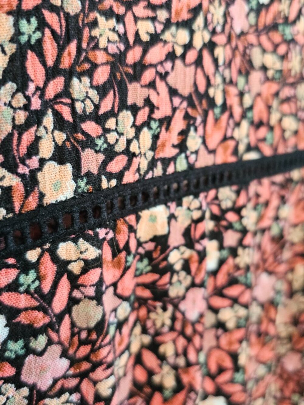 KNOX ROSE Floral Ruffle Dress - Picture 6 of 11